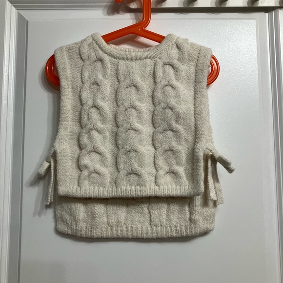 Zara Kids Cable Knit Vest - Picture 5 of 12